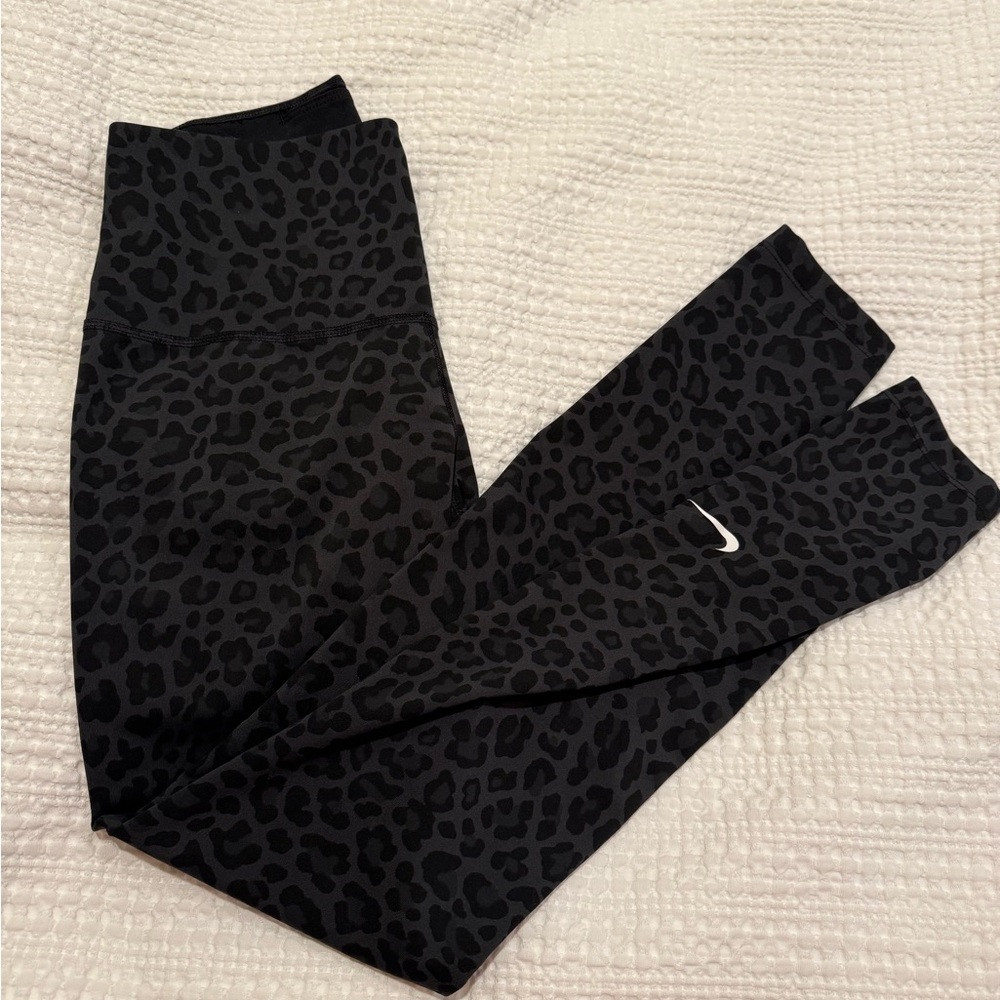 Nike Black Animal Print Leggings